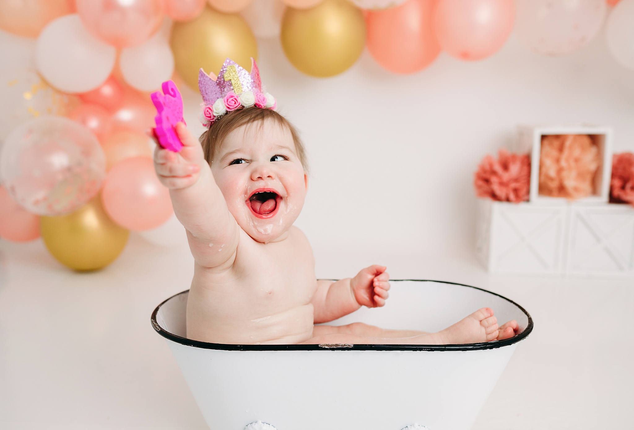 Cake Smash Photographer | Nataly Danilova Photography