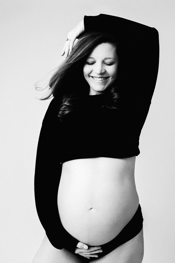 black and white maternity photo holly marie photography