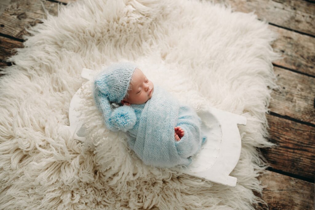8 Reasons to Hire a Newborn Photographer